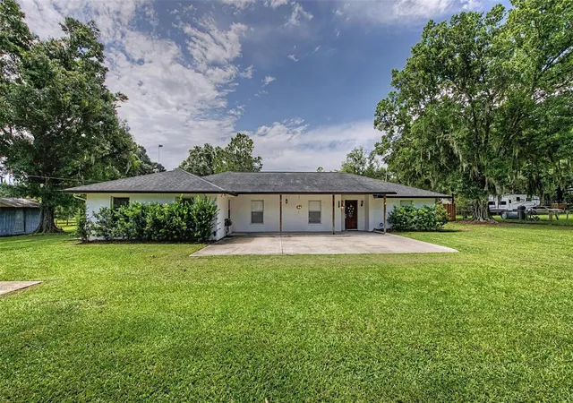 Photo 2 of Single family home for sale at 5242 County Line Rd, Lakeland, FL 33811 | MLS# TB8518831 | Listing updated on 2026-09-13