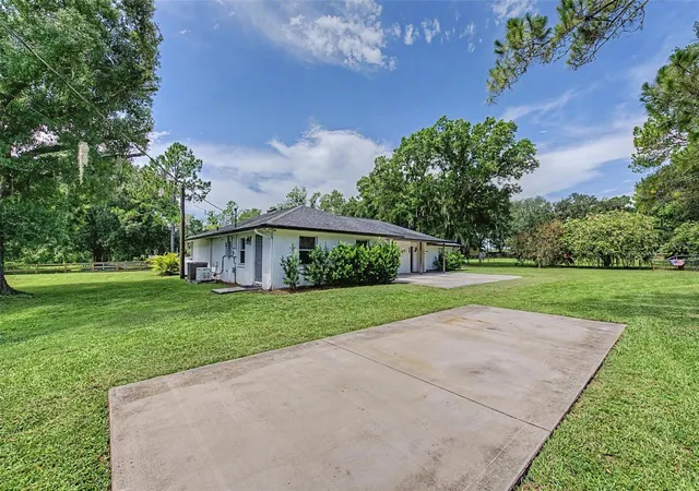Photo 3 of Single family home for sale at 5242 County Line Rd, Lakeland, FL 33811 | MLS# TB8518831 | Listing updated on 2026-09-13