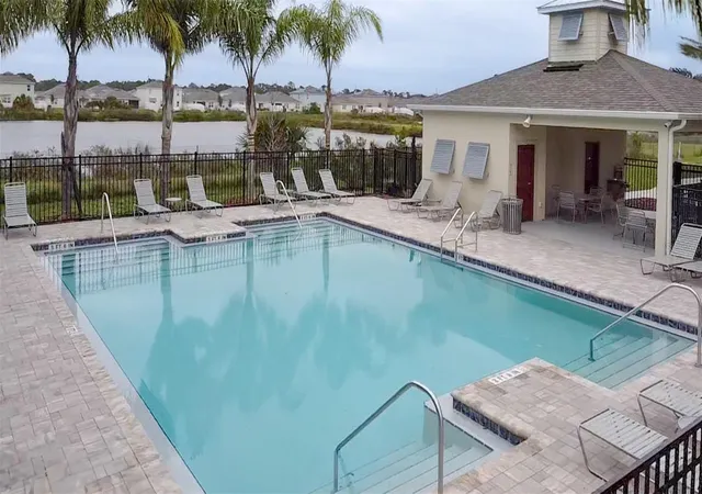 Homes for sale in Edgewater, FL | 2704 Golden Trout Ln, Edgewater, FL 32141 | MLS# O6416563