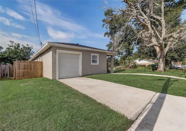 Photo 2 of Single family home for sale at 6120 Denson Dr, Orlando, FL 32808 | MLS# O6416574 | Listing updated on 2026-06-13