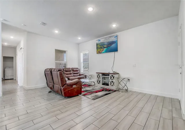 Photo 4 of Single family home for sale at 6120 Denson Dr, Orlando, FL 32808 | MLS# O6416574 | Listing updated on 2026-06-13