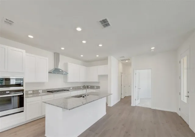 Photo 1 of House for sale at 2816 Marrakesh Ln, Sarasota, FL 34234 | MLS# TB8518871 | Listing updated on 2026-09-20