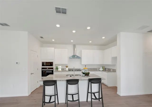 Photo 2 of House for sale at 2816 Marrakesh Ln, Sarasota, FL 34234 | MLS# TB8518871 | Listing updated on 2026-09-20