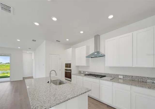 Photo 3 of House for sale at 2816 Marrakesh Ln, Sarasota, FL 34234 | MLS# TB8518871 | Listing updated on 2026-09-20