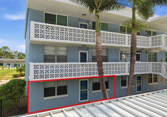 Homes for sale in St Petersburg, FL | 4895 Bay St Ne #101, St Petersburg, FL 33703 | MLS# TB8518879