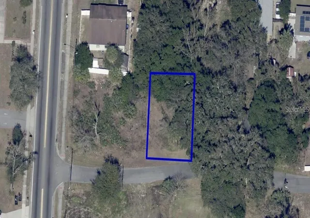 1st image of 111 E Short St, Apopka, FL 32703 | MLS# O6416594