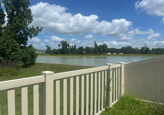 8th image of 4011 Northern Key Dr, Plant City, FL 33565 | MLS# O6416595