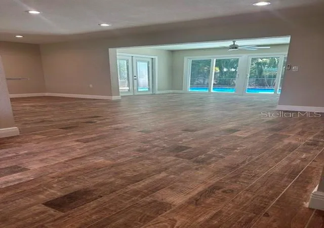 2nd image of 103 Carlyle Dr, Palm Harbor, FL 34683 | MLS# W7886706