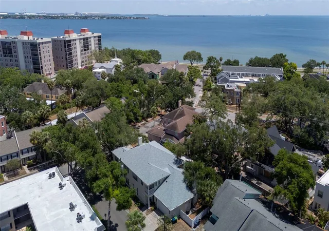 Photo 30 of Single family home for sale at 2504 W Tennessee Ave #A, TAMPA, FL 33629 | MLS# TB8518888 | Listing updated on 2026-10-01