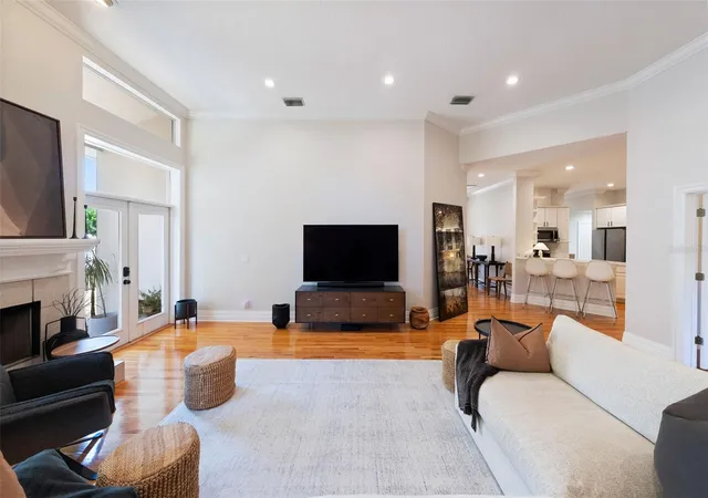 Photo 4 of House for sale at 2504 W Tennessee Ave #A, Tampa, FL 33629 | MLS# TB8518888 | Listing updated on 2026-10-01