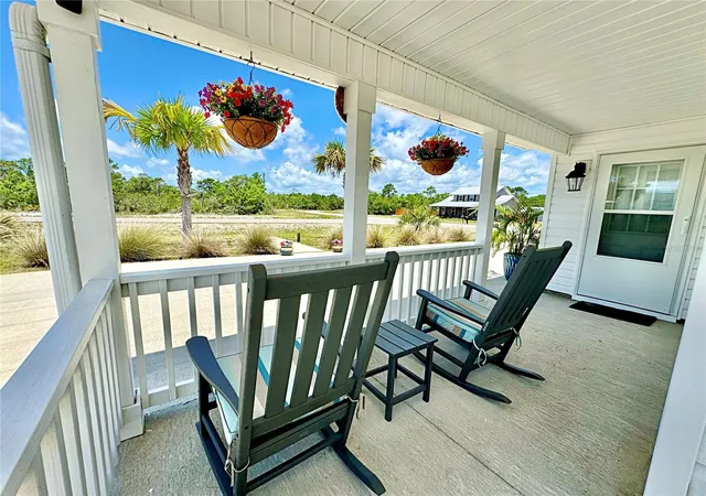 Photo 4 of Single family home for sale at 260 Blue Heron Dr, Eastpoint, FL 32328 | MLS# O6416609 | Listing updated on 2026-08-15