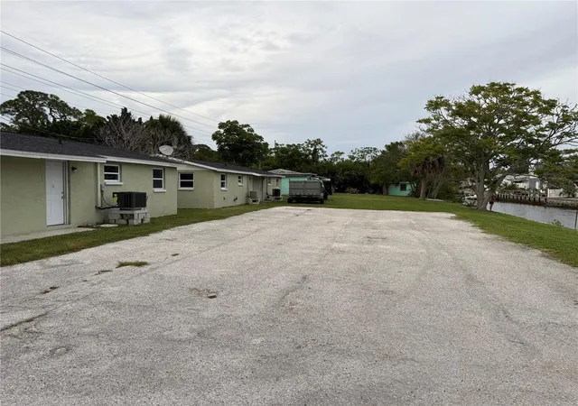 Photo 3 of Multi family home for sale at 7228 New York Ave, Hudson, FL 34667 | MLS# TB8518903 | Listing updated on 2026-09-30