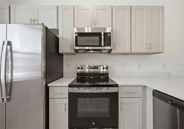 Photo 3 of Townhouse for sale at 16570 San Nicola Pl, Bradenton, FL 34211 | MLS# TB8518908 | Listing updated on 2026-08-15