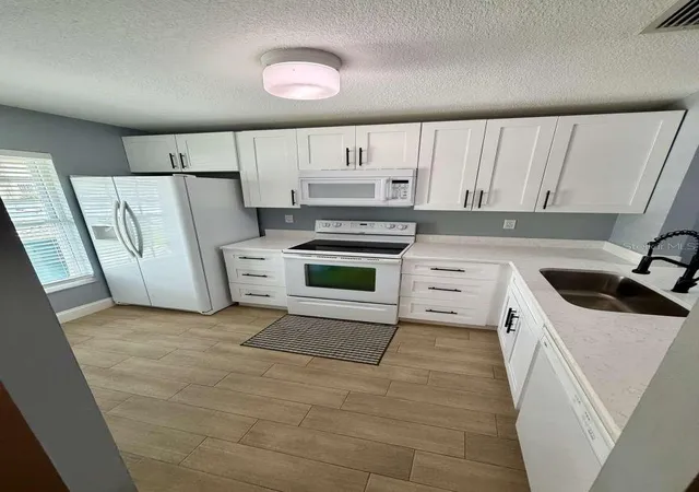 2nd image of 2852 Stillwell Ct, New Port Richey, FL 34655 | MLS# TB8518925