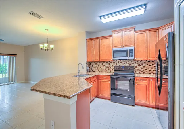 4th image of 282 Bexley Dr, Davenport, FL 33897 | MLS# O6416631