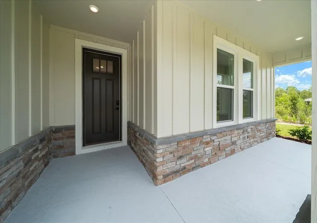 Photo 2 of Single family home for sale at 16213 Penn State Rd, Weeki Wachee, FL 34614 | MLS# O6416634 | Listing updated on 2026-10-06
