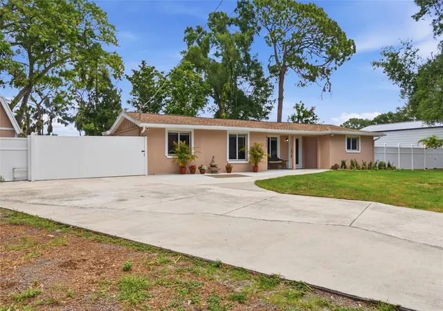 Photo 1 of Single family home for sale at 8205 Westridge Dr, Tampa, FL 33615 | MLS# TB8518933 | Listing updated on 2026-10-28