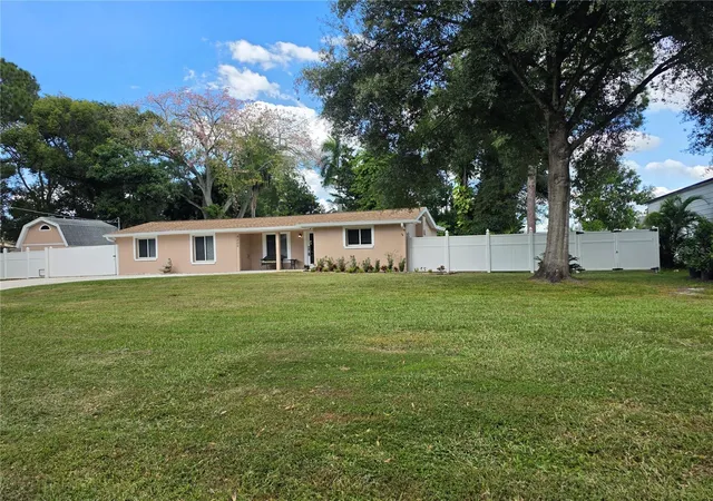 Photo 3 of Single family home for sale at 8205 Westridge Dr, Tampa, FL 33615 | MLS# TB8518933 | Listing updated on 2026-10-28