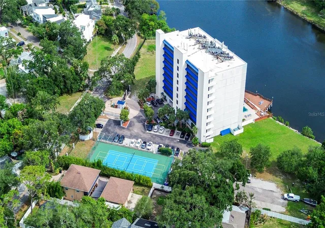 Photo 3 of Condo for sale at 2780 N Riverside Dr #502, Tampa, FL 33602 | MLS# TB8518935 | Listing updated on 2026-10-07