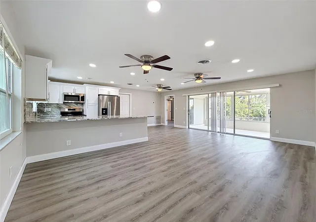 Photo 2 of Single family home for sale at 307 87th Avenue Ne, St Petersburg, FL 33702 | MLS# W7886710 | Listing updated on 2026-09-02