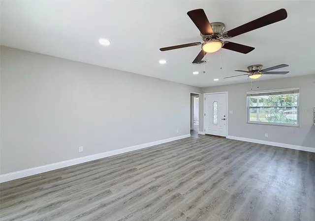Photo 3 of Single family home for sale at 307 87th Avenue Ne, St Petersburg, FL 33702 | MLS# W7886710 | Listing updated on 2026-09-02