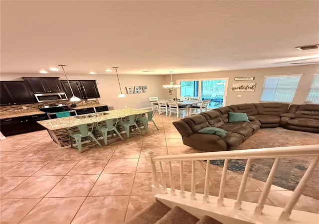 Sale Pending at 14250 Blue Dasher Dr, RIVERVIEW, FL 33569 | MLS# TB8518940 | Listing updated on 2026-10-05