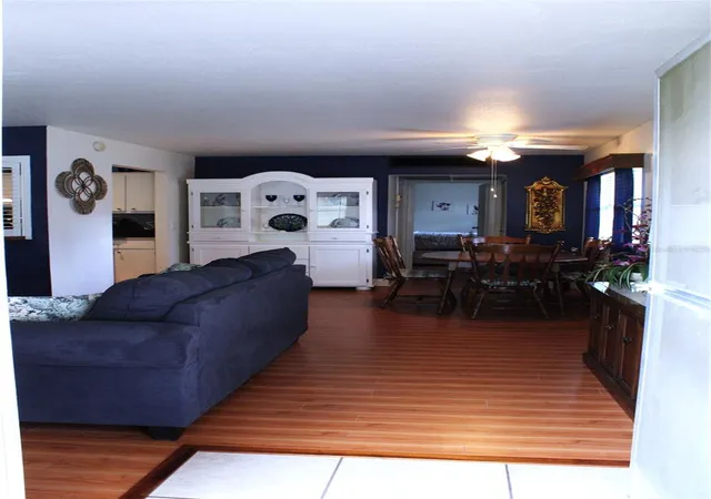 4th image of 1802 Bedford Ter #186, Sun City Center, FL 33573 | MLS# L4962723