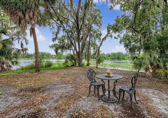 39th image of 7434 E Bank Dr, Tampa, FL 33617 | MLS# TB8518948