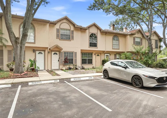 Photo 2 of Townhouse for sale at 2209 Fletchers Point Cir, Tampa, FL 33613 | MLS# TB8518954 | Listing updated on 2026-10-02