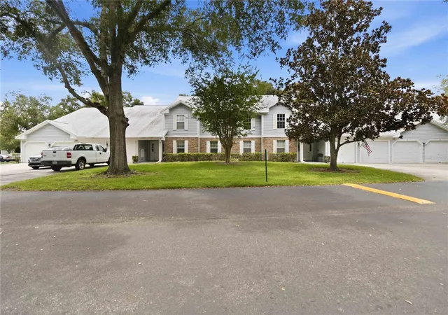 Photo 3 of Condo for sale at 5278 Whitstable Way #5, Orlando, FL 32812 | MLS# O6416658 | Listing updated on 2026-09-16