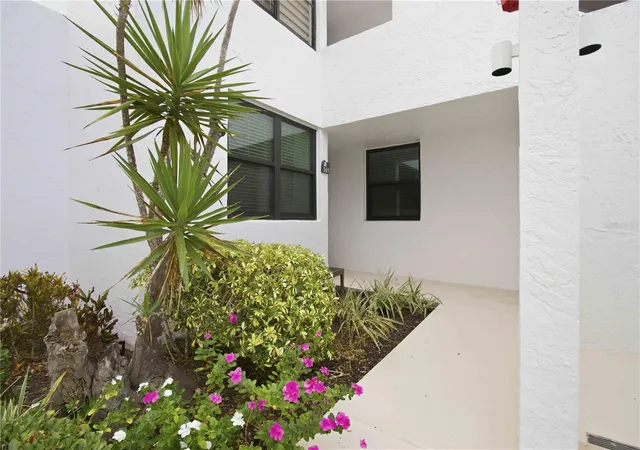 Homes for sale in Longboat Key, FL | 521 Bayport Wy #521, Longboat Key, FL 34228 | MLS# TB8518960