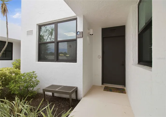 Homes for sale in LONGBOAT KEY, FL | 521 Bayport Wy, LONGBOAT KEY, FL 34228