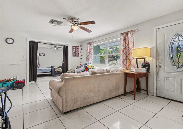 5th image of 415 Oakmount Rd, Clearwater, FL 33765 | MLS# TB8518965
