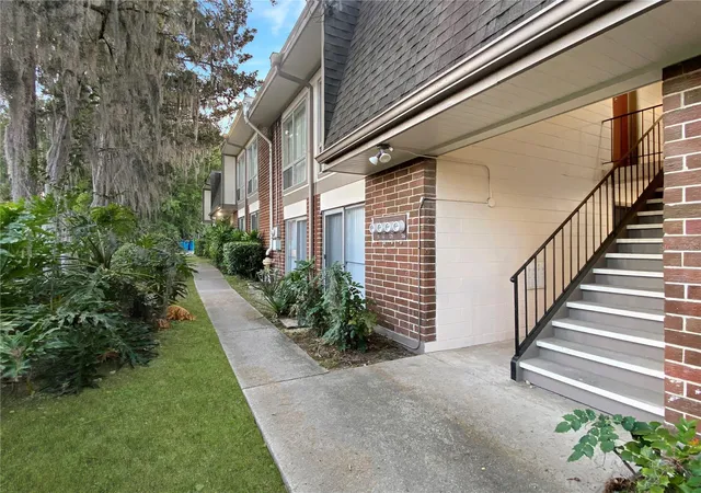 Homes for sale in Gainesville, FL | 1700 Sw 16th Ct #P6, Gainesville, FL 32608 | MLS# GC541172