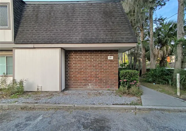 Homes for sale in Gainesville, FL | 1700 Sw 16th Ct #P6, Gainesville, FL 32608 | MLS# GC541172