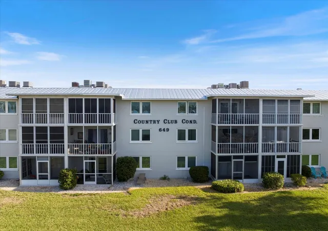 1st image of 649 Tamiami Trl S #306, Venice, FL 34285 | MLS# N6144708