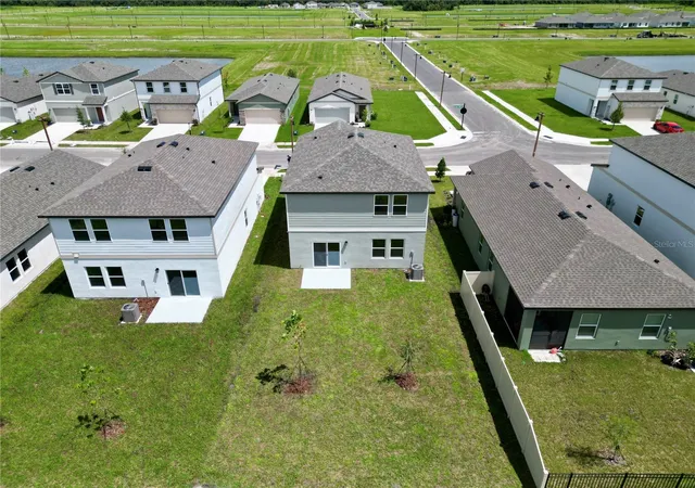 Photo 3 of Single family home for sale at 10510 Curving Crk Loop, Parrish, FL 34219 | MLS# TB8519004 | Listing updated on 2026-09-04