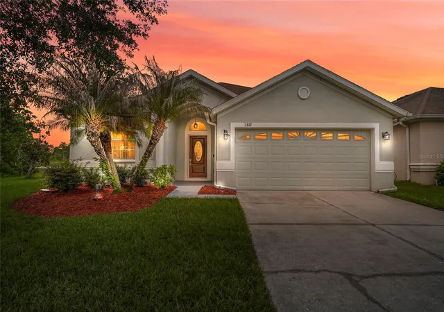 Photo 1 of Single family home for sale at 3817 Langdrum Dr, Wesley Chapel, FL 33543 | MLS# TB8519007 | Listing updated on 2026-09-19