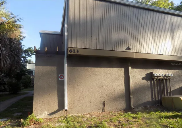 3rd image of 613 Sw 75 St #101, Gainesville, FL 32607 | MLS# GC541175