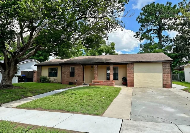Photo 1 of Single family home for sale at 5626 Stull Ave, Orlando, FL 32810 | MLS# O6416692 | Listing updated on 2026-10-04