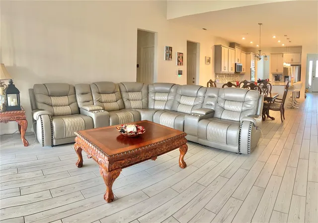 Photo 4 of Single family home for sale at 9552 Launch Point Rd, Orlando, FL 32832 | MLS# S5151869 | Listing updated on 2026-08-19