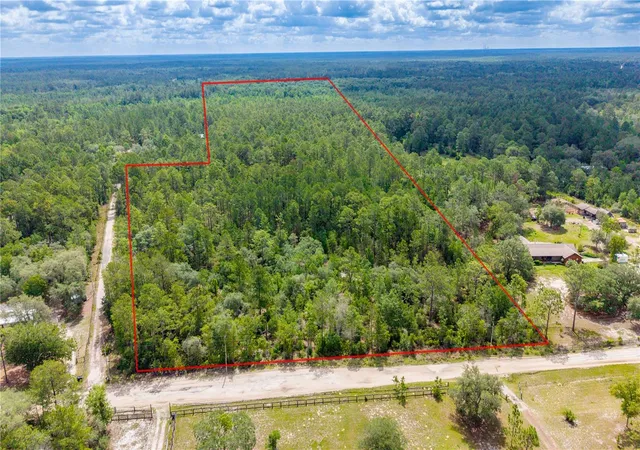 Photo 3 of Land for sale at Golden Oak Ln, Keystone Heights, FL 32656 | MLS# TB8519025 | Listing updated on 2026-09-30