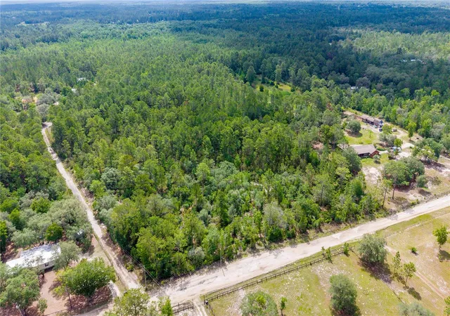 Photo 4 of Land for sale at Golden Oak Ln, Keystone Heights, FL 32656 | MLS# TB8519025 | Listing updated on 2026-09-30