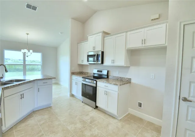 5th image of 4624 Calamint Ln, Auburndale, FL 33823 | MLS# L4962729
