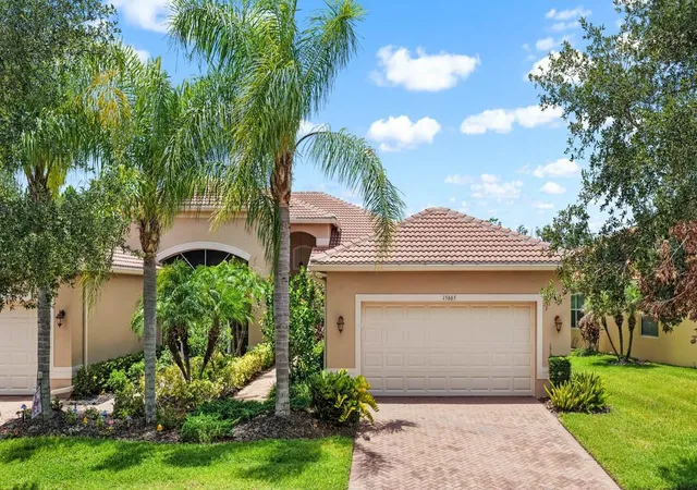 Photo 1 of Single family home for sale at 15665 Aurora Lake Cir, Wimauma, FL 33598 | MLS# TB8519035 | Listing updated on 2026-10-08