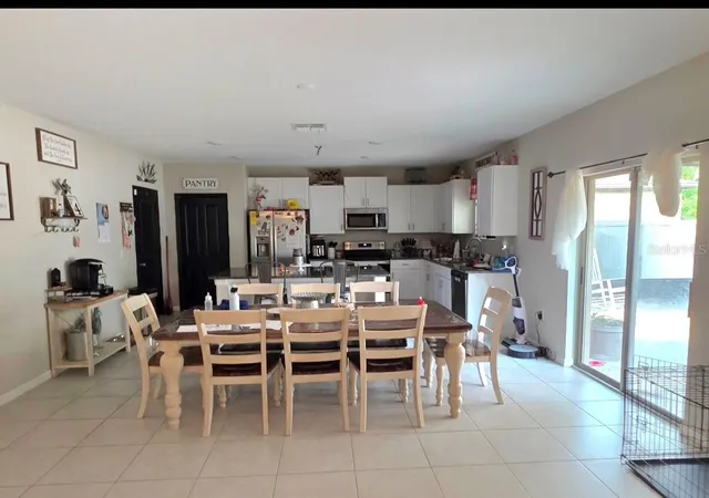Photo 4 of Single family home for sale at 1561 Flower Dust Dr, Ruskin, FL 33570 | MLS# TB8519037 | Listing updated on 2026-08-27