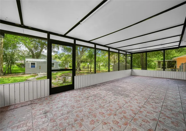 4th image of 3855 Hill N Dale Pl, Lakeland, FL 33812 | MLS# O6416713