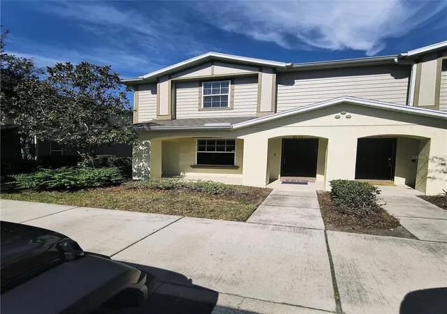 Photo 3 of Townhouse for sale at 4754 Chatterton Way, Riverview, FL 33578 | MLS# TB8519048 | Listing updated on 2026-08-20