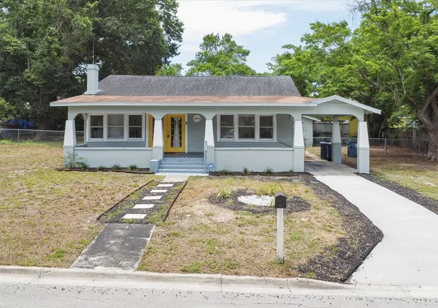 3rd image of 724 Euclid Ave, Lake Wales, FL 33853 | MLS# S5151873