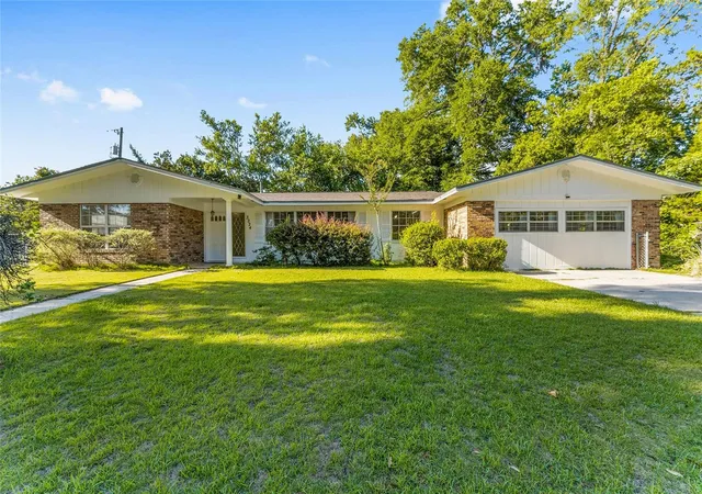 Homes for sale in Gainesville, FL | (Undisclosed), Gainesville, FL 32605 | MLS# GC541178